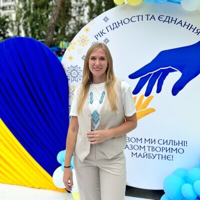 Марина Хмельова
